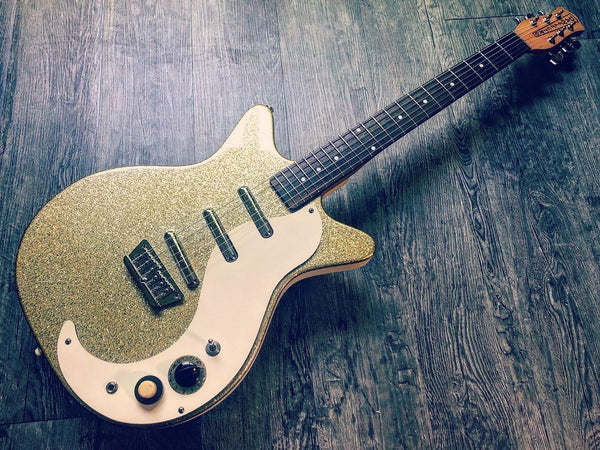 ダンエレクトロ　DANELECTRO DC-3 2FFE718B-F221-431B-B42D-