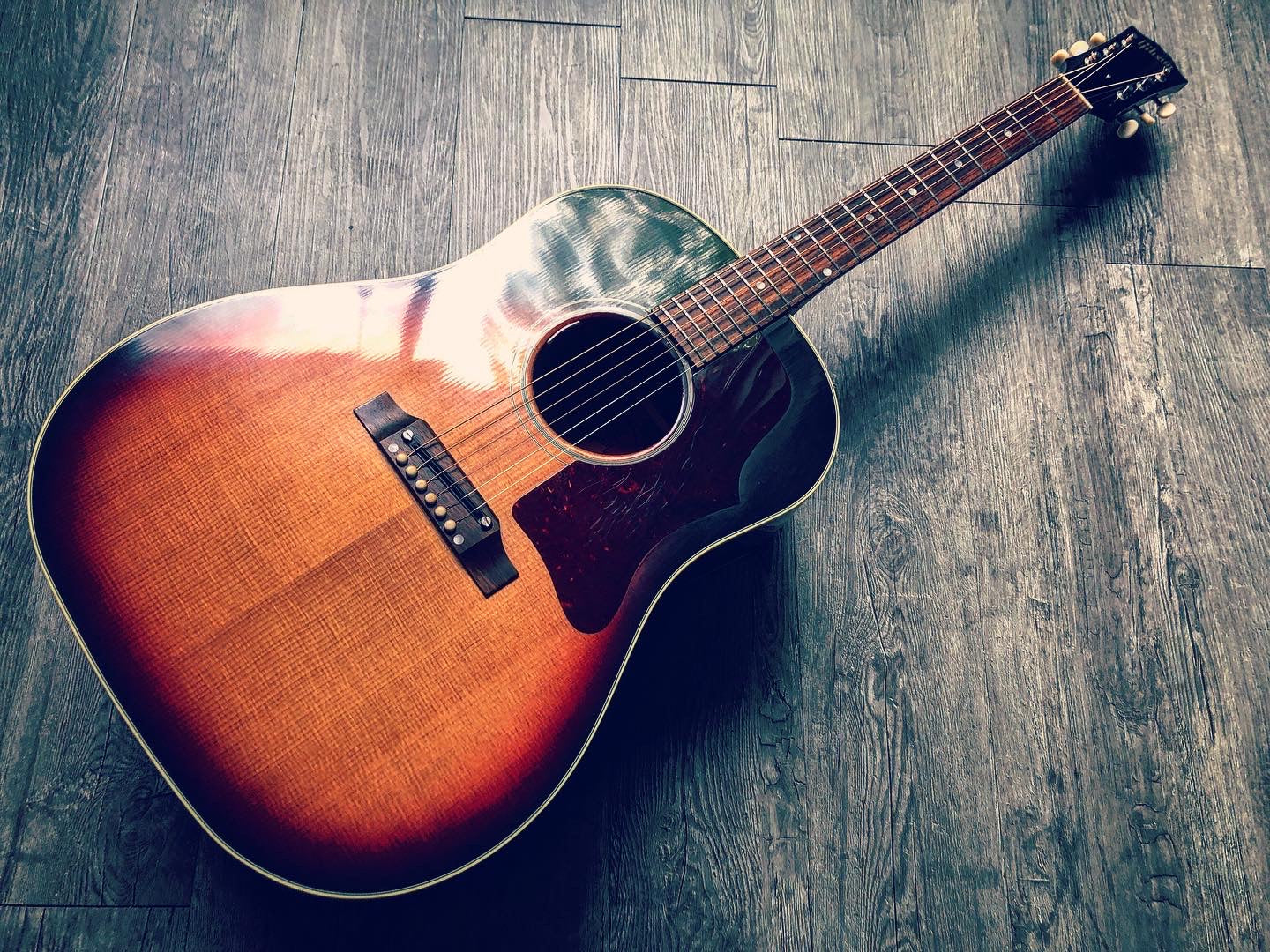 ギター Gibson CustomShop J-45Thermally Aged1966 USED Gibson Custom
