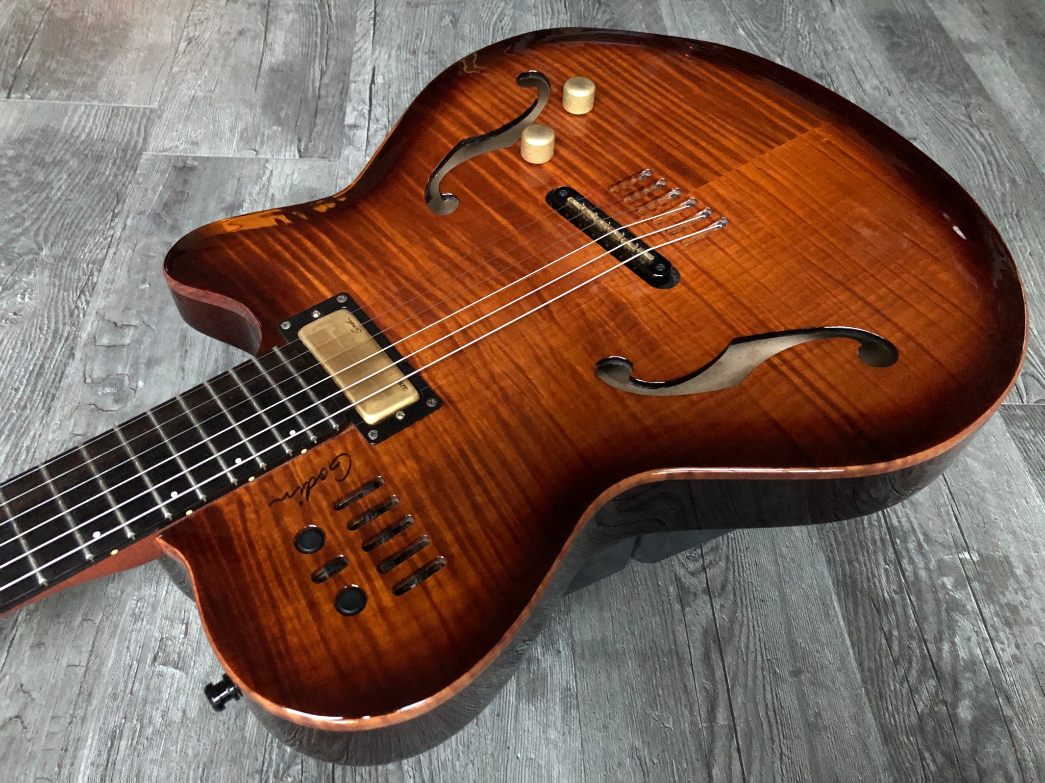 USED Godin Multiac Jazz SA – NERD custom studio / ナードカスタム